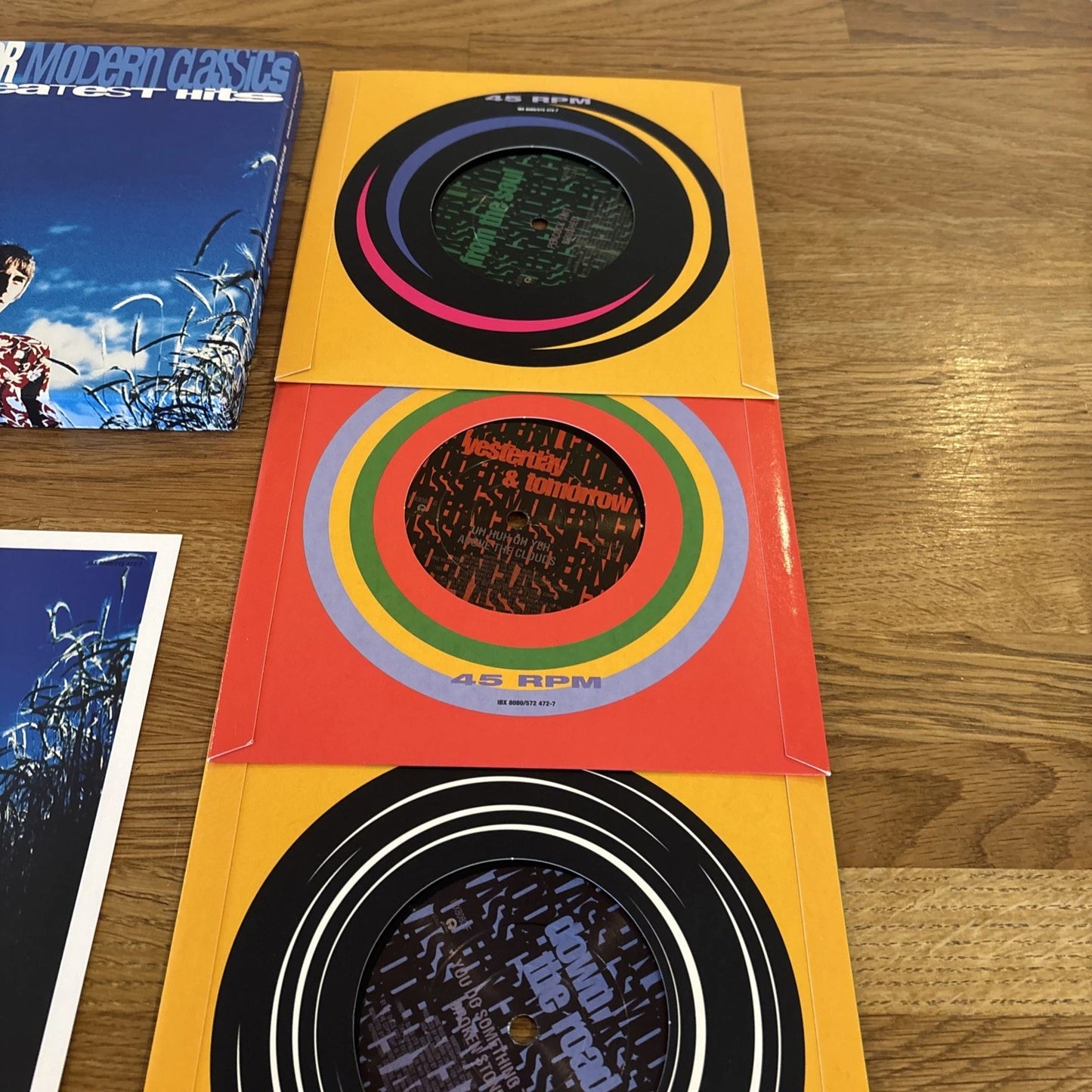 Paul Weller. Modern Classics - The Greatest Hits 4 x Vinyl, 7", 45 RPM, Compilation Box Set, Numbered NM NM