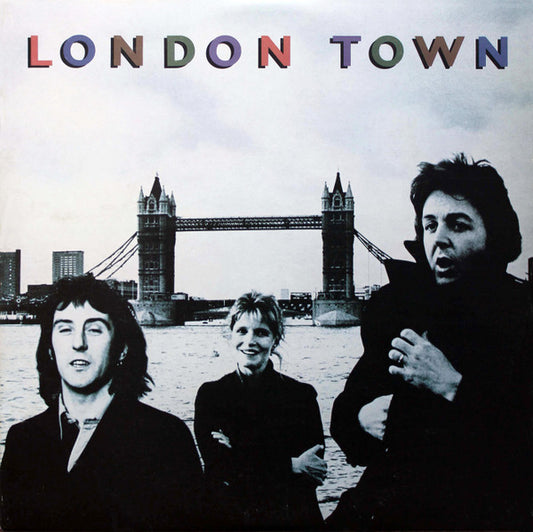 Wings. London Town ( + Poster  ) VG+VG