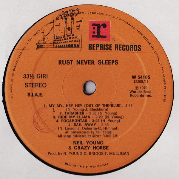 Neil Young & Crazy Horse. Rust Never Sleeps VG+VG - Ad-Astra Records