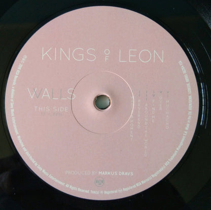 Kings Of Leon. WALLS ( Gatefold + Lyrics ) VG+VG